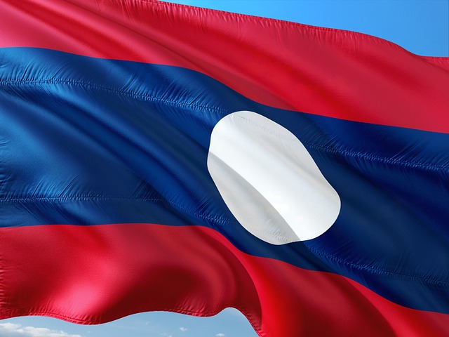 جمهورية لاوس: الموقع، السكان والوضع الاقتصادي