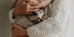 الولادة المفاجئة: أسبابها ومخاطرها