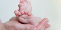 نزيف بعد الولادة: ما هو، كم يستمر ومتى يصبح خطيراً؟