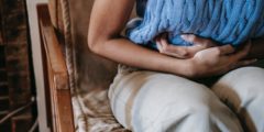 حموضة المعدة أثناء الحمل: أسبابها وطرق التخفيف منها