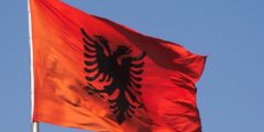 دولة ألبانيا: الموقع، السكان، الاقتصاد والتاريخ