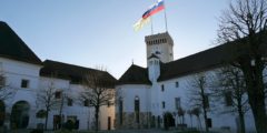 دولة سلوفينيا: الموقع، السكان، الاقتصاد والتاريخ